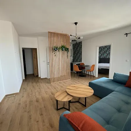 Moms House 2 Apartament *