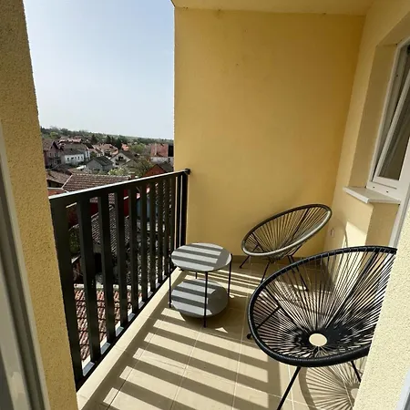 Moms House 2 Golubac