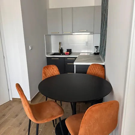 Moms House 2 Golubac