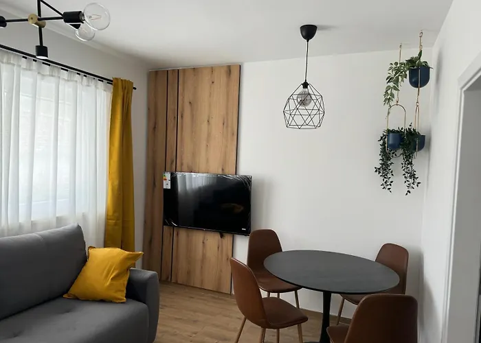 Moms House 2 Golubac