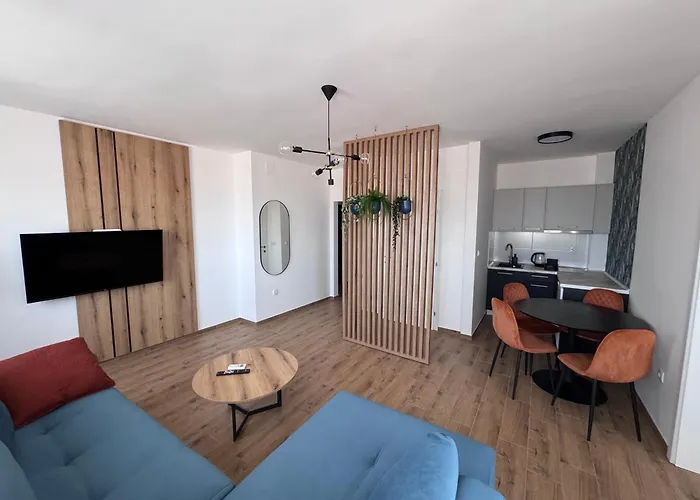 Moms House 2 * Golubac