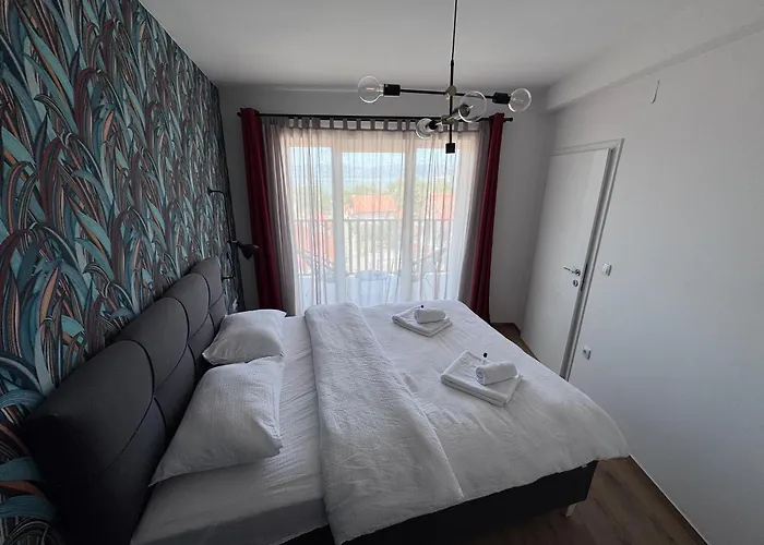 Moms House 2 Lejlighed Golubac