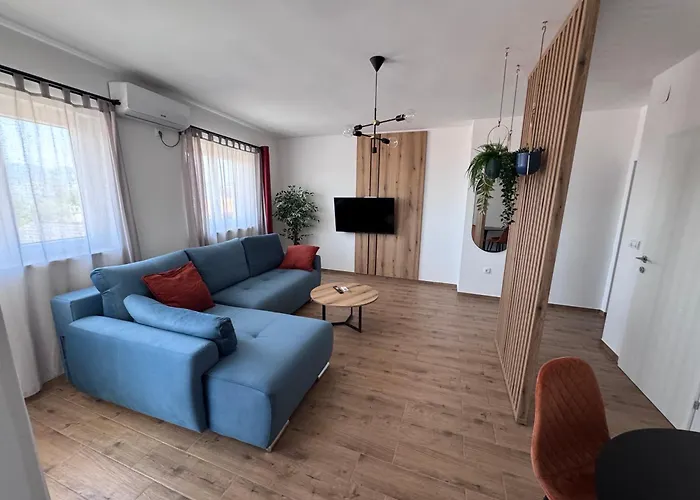 Moms House 2 * Golubac